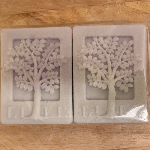 SOAP BOX $20 for 5 LBS of PREMIUM SOAPS W/CLAYS, ESSENTIAL OILS, NATURAL INGRED. - Picture 10 of 17